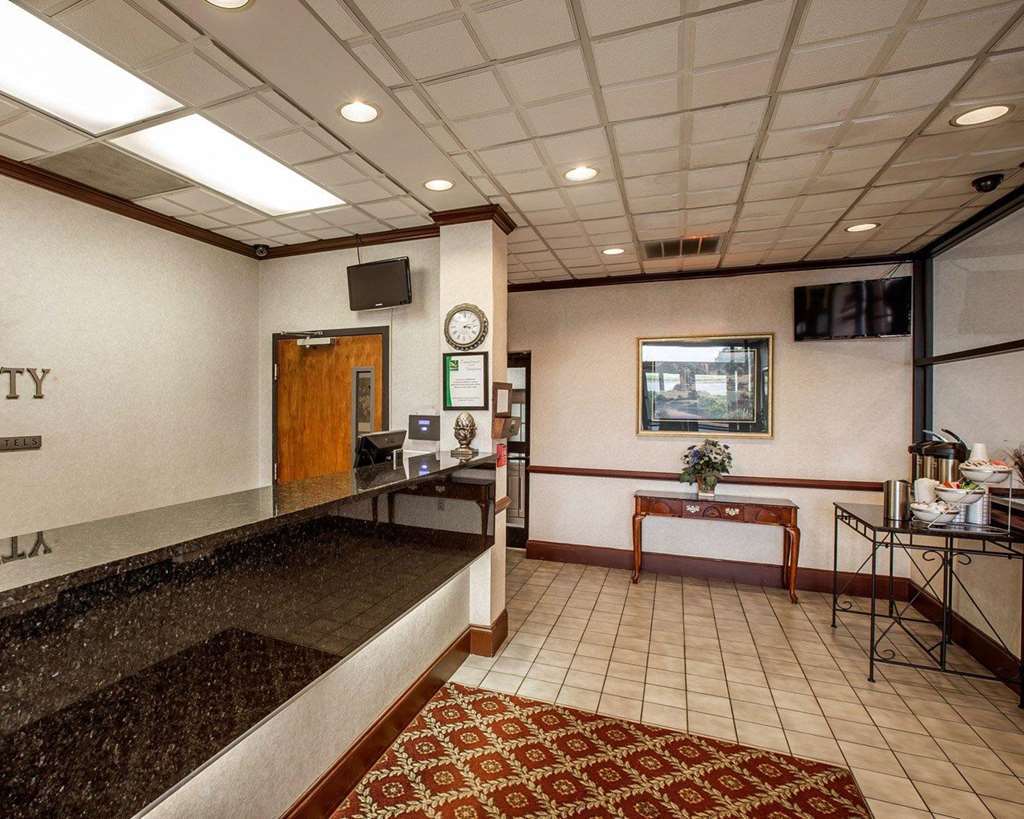 Quality Inn Suwanee I-85 Beltér fotó